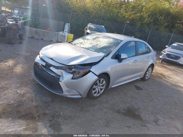 Toyota COROLLA LE 2021 5YFEPMAE8MP178401 Image 2