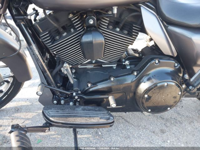 2015 HARLEY-DAVIDSON FLHX 1HD1KBM10FB667529 Photo 8