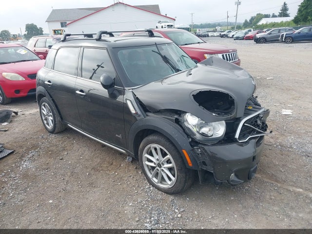 2016 MINI COUNTRYMAN WMWZC5C58GWU20371 Photo 0