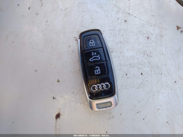 2019 AUDI Q8 WA1CVAF12KD029820 Photo 10