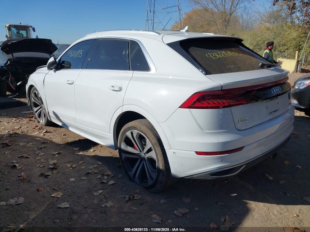 2019 AUDI Q8 WA1CVAF12KD029820 Photo 2