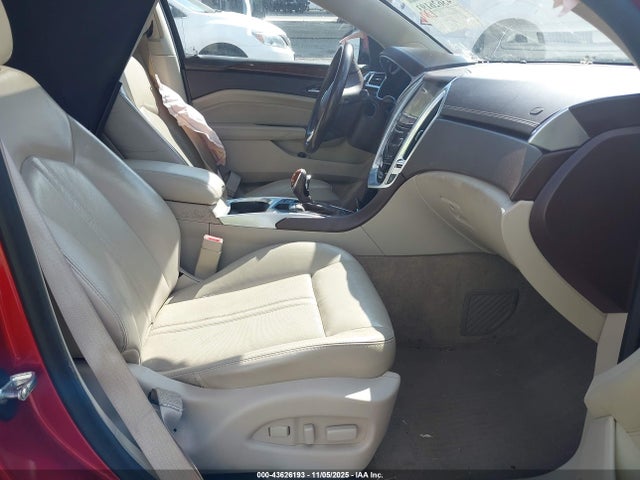 2016 CADILLAC SRX 3GYFNBE32GS571769 Photo 4