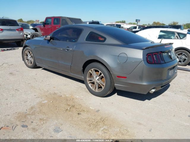 2014 FORD MUSTANG 1ZVBP8AM0E5219374 Photo 2