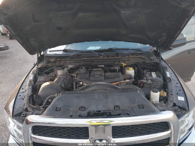 43626395 :رقم المزاد ، 3C63RRGL1JG220775 vin ، 2018 Ram 3500 Tradesman  4x4 8' Box مزاد بيع