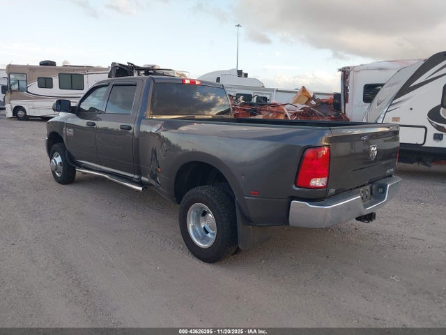 43626395 :رقم المزاد ، 3C63RRGL1JG220775 vin ، 2018 Ram 3500 Tradesman  4x4 8' Box مزاد بيع