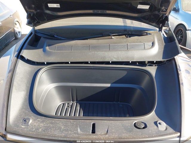 2026 TESLA MODEL Y 7SAYGDED5TA470466 Photo 9