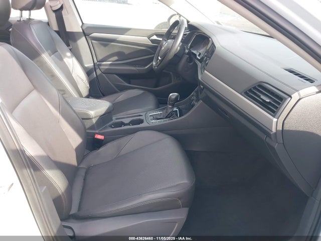 Продажа на аукционе авто 2019 Volkswagen Jetta 1.4t R-line/1.4t S/1.4t Se, vin: 3VWC57BU3KM165805, номер лота: 43626460