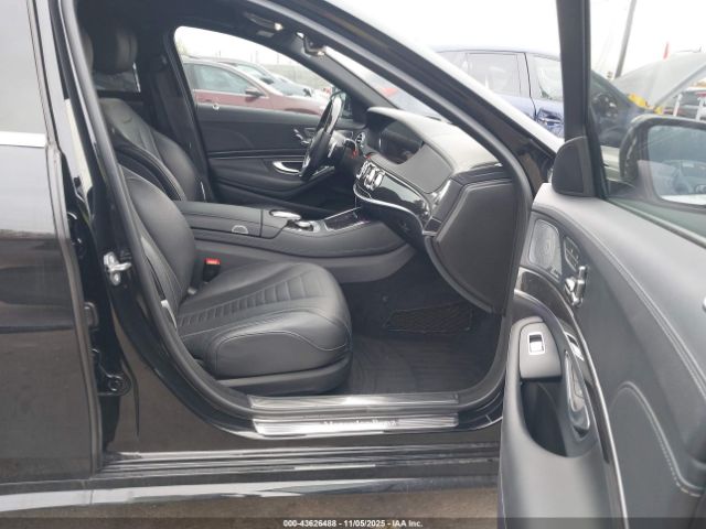 2019 MERCEDES-BENZ S 560 WDDUG8GB1KA425698 Photo 4