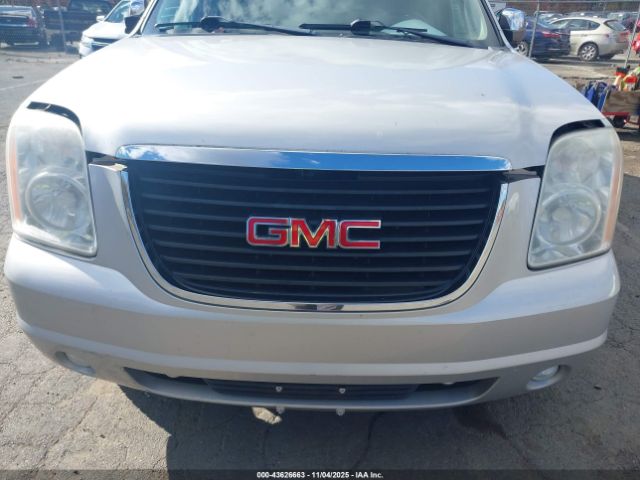 2011 GMC YUKON XL 1500 1GKS2KE39BR310975 Photo 5