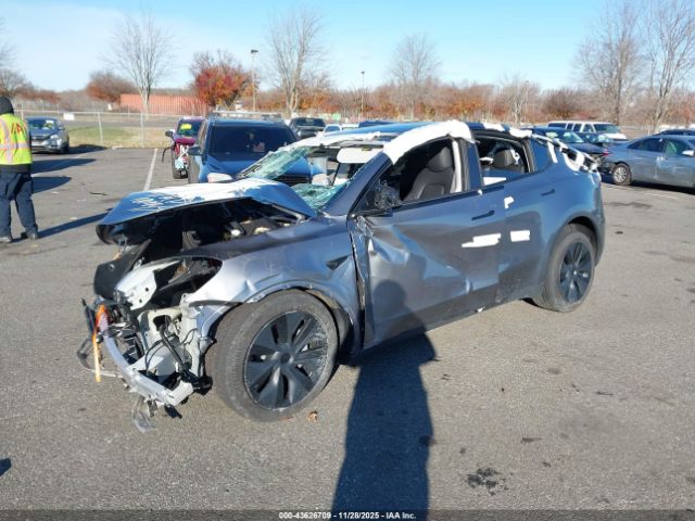 2024 TESLA MODEL Y 7SAYGAEE3RF212921 Photo 5