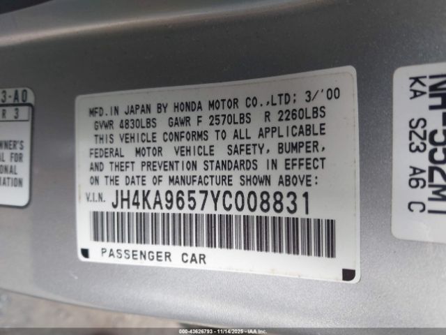 2000 ACURA RL JH4KA9657YC008831 Photo 8