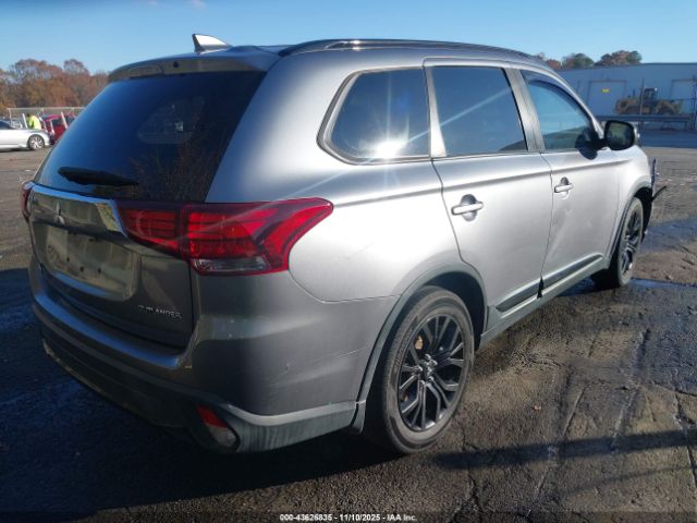 2018 MITSUBISHI OUTLANDER JA4AD3A32JZ048996 Photo 3