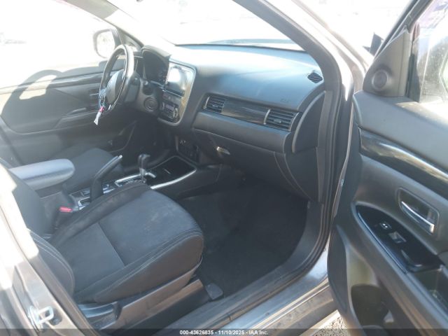 2018 MITSUBISHI OUTLANDER JA4AD3A32JZ048996 Photo 4