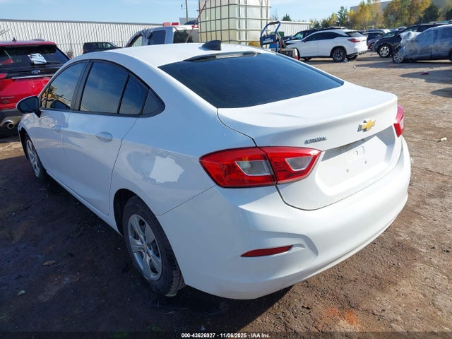 2018 CHEVROLET CRUZE 1G1BC5SM4J7239453 Photo 2