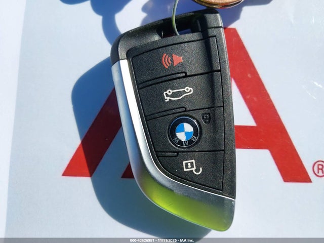 2020 BMW X1 WBXJG9C07L5P34855 Photo 10