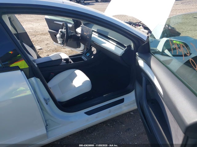 Aukcja sprzedaży 2022 Tesla Model 3 Rear-wheel Drive, vin: 5YJ3E1EA9NF319749, numer aukcji: 43626999