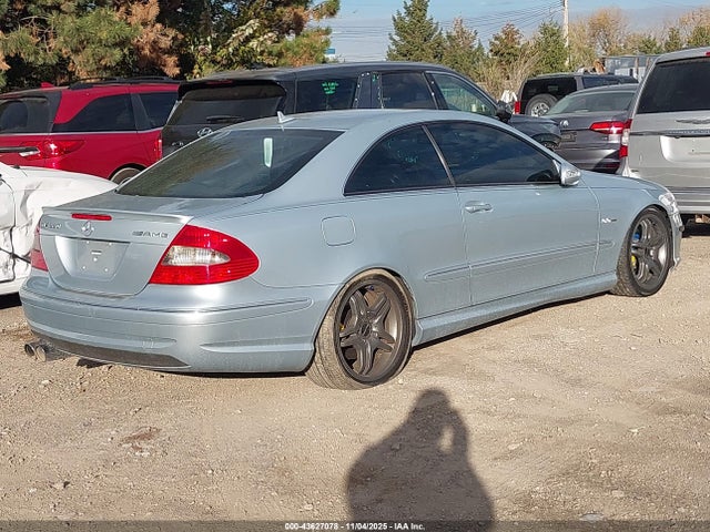 2008 MERCEDES-BENZ CLK 550 WDBTJ72H98F237969 Photo 3
