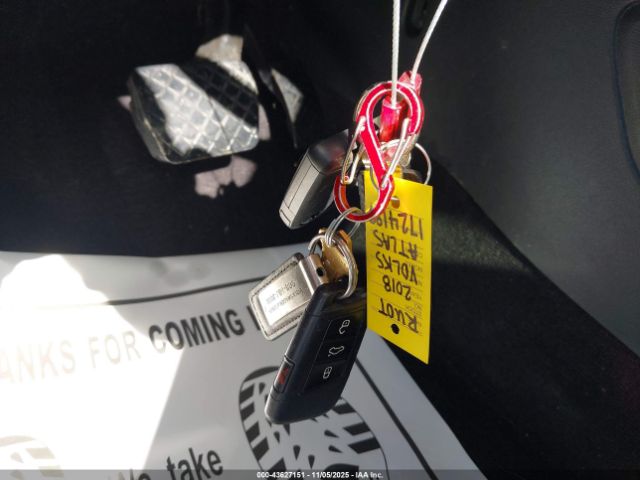 2018 VOLKSWAGEN ATLAS 1V2KR2CA5JC533541 Photo 10