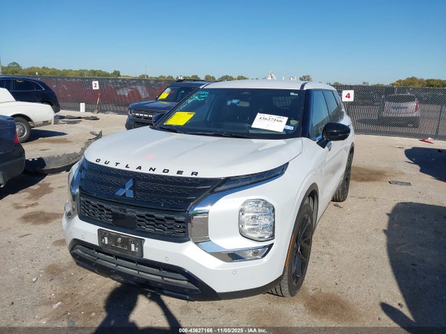 2023 MITSUBISHI OUTLANDER JA4J3UA81PZ018479 Photo 1