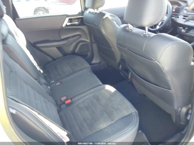 2023 MITSUBISHI OUTLANDER JA4J3UA81PZ018479 Photo 7