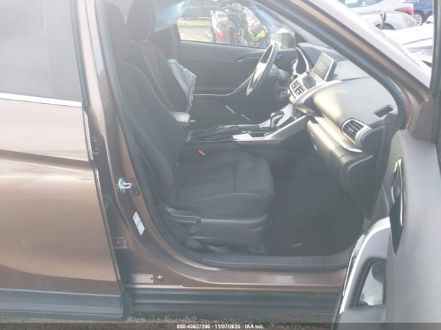 2019 MITSUBISHI ECLIPSE CROSS JA4AT4AA9KZ022257 Photo 4