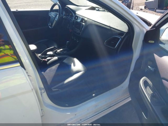 2014 CHRYSLER 200 1C3CCBCG2EN180119 Photo 4