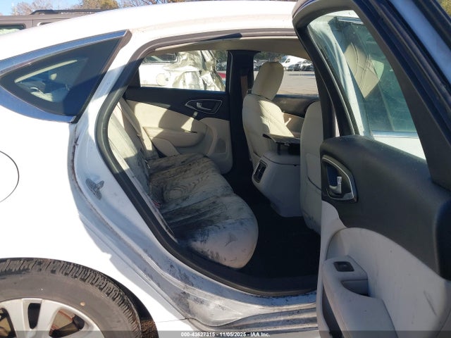 Продажа на аукционе авто 2016 Chrysler 200 Limited, vin: 1C3CCCAB8GN108681, номер лота: 43627315