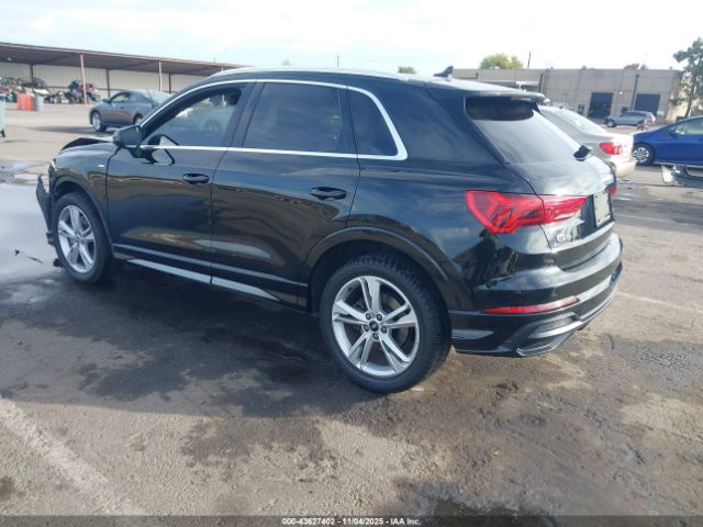 2021 AUDI Q3 WA1DECF37M1140868 Photo 2