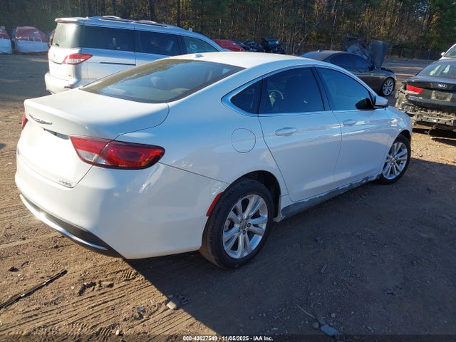 2015 Chrysler 200 Limited მანქანა იყიდება აუქციონზე, vin: 1C3CCCAB5FN669595, აუქციონის ნომერი: 43627549