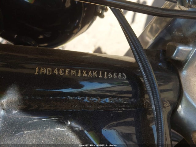 1999 HARLEY-DAVIDSON XL883 1HD4CEM1XXK115663 Photo 9