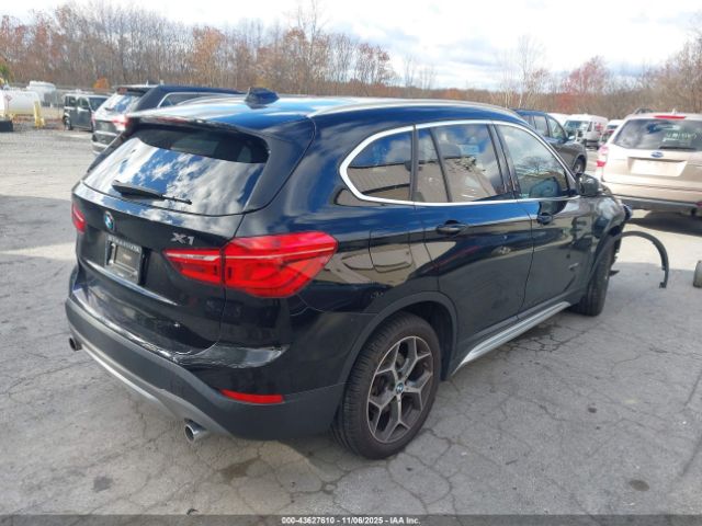 2018 BMW X1 WBXHT3C36J5F89910 Photo 3