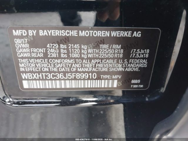 2018 BMW X1 WBXHT3C36J5F89910 Photo 8