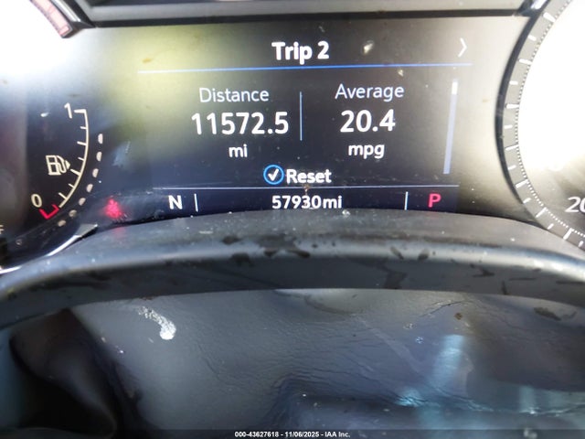 43627618 :رقم المزاد ، 1G6DW5RK2M0109943 vin ، 2021 Cadillac Ct5 Luxury مزاد بيع