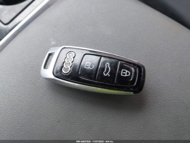 2019 AUDI Q8 WA1EVAF16KD020613 Photo 10