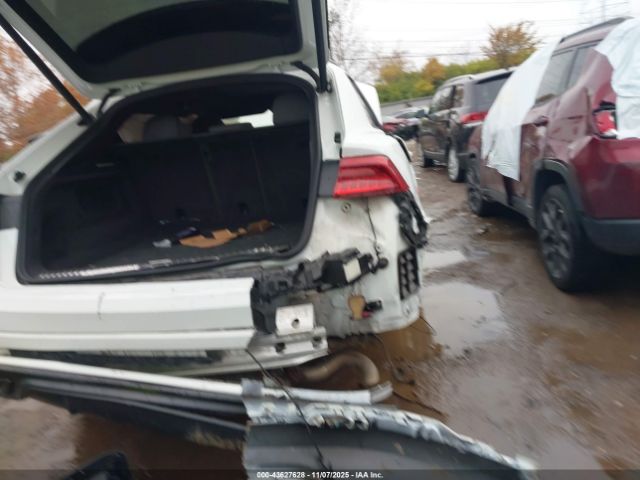 2019 AUDI Q8 WA1EVAF16KD020613 Photo 5