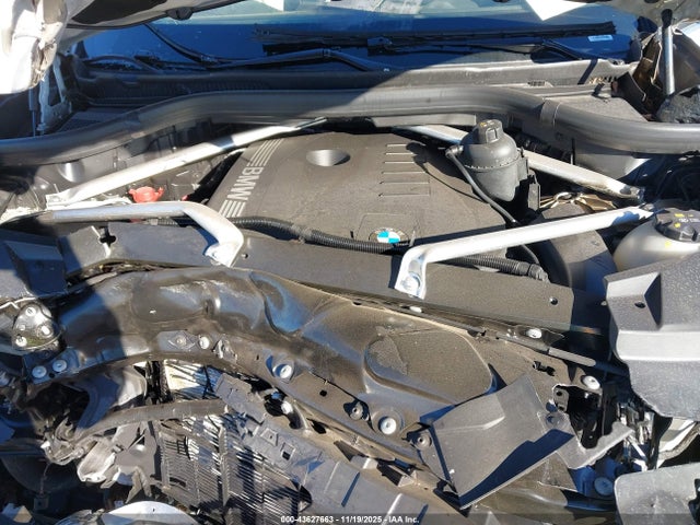 2025 BMW X5 5UX23EU00S9Z47933 Photo 9