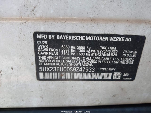 2025 BMW X5 5UX23EU00S9Z47933 Photo 8
