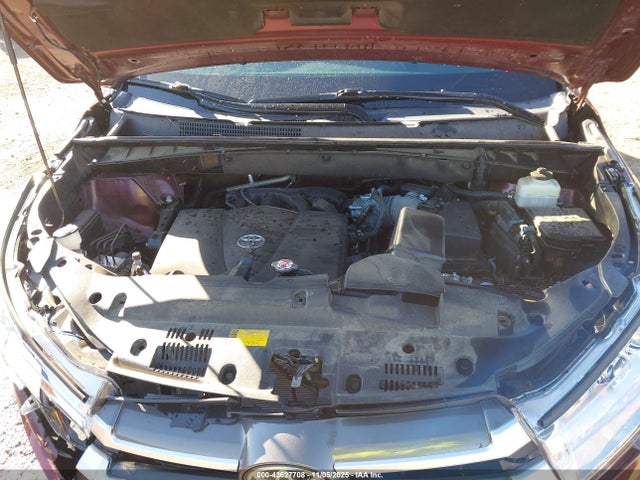 5TDJZRFH9JS809846 Toyota Highlander Xle