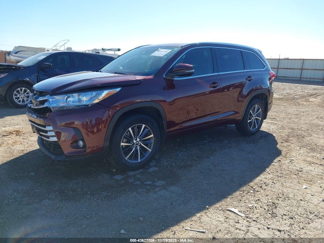 5TDJZRFH9JS809846 Toyota Highlander Xle