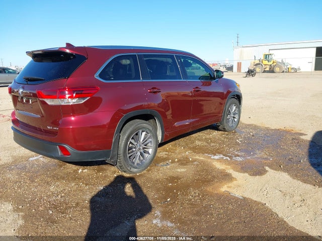 5TDJZRFH9JS809846 Toyota Highlander Xle