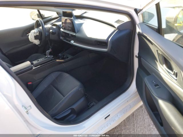 2023 TOYOTA PRIUS JTDADABU8P3004496 Photo 4