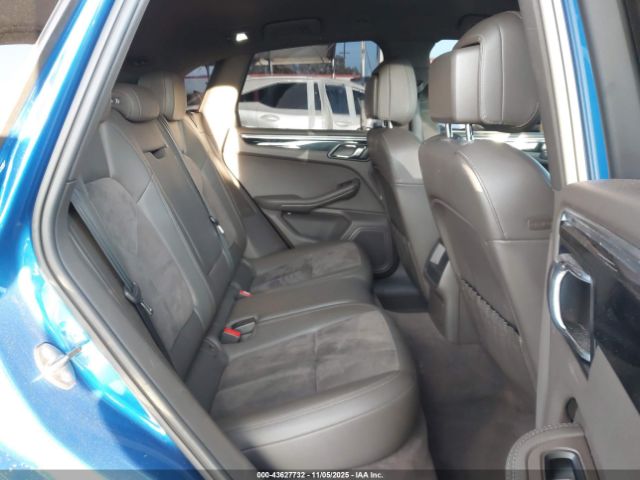 2015 PORSCHE MACAN WP1AB2A5XFLB72692 Photo 7