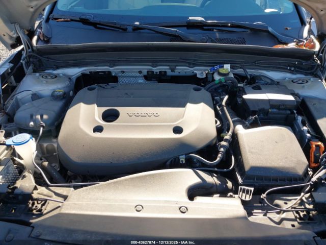 2023 VOLVO XC40 YV4L12UA9P2066115 Photo 9