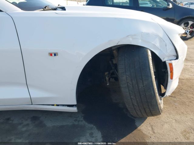 2020 CHEVROLET CAMARO 1G1FB3DS1L0111431 Photo 5