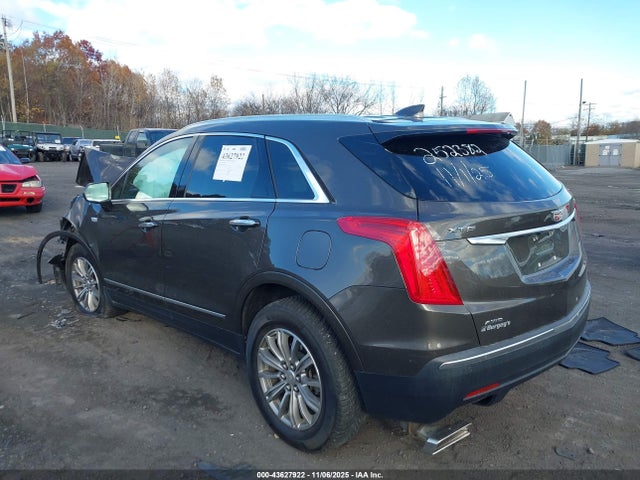 2019 CADILLAC XT5 1GYKNDRS5KZ287317 Photo 2