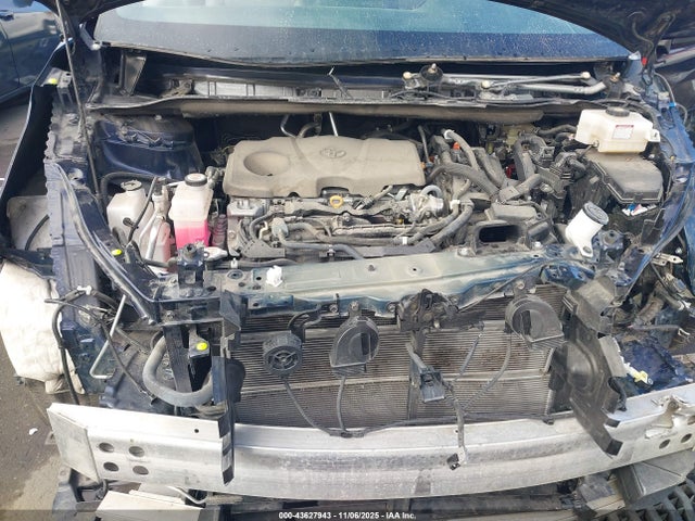 5TDJRKEC6NS111567 Toyota SIENNA XLE