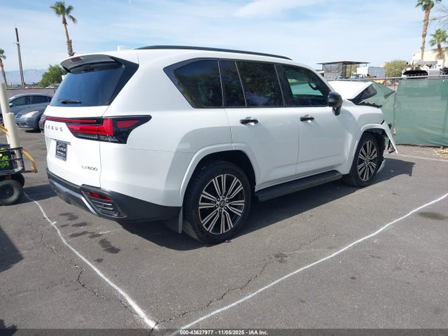 Lexus Lx 600 Luxury 2025 JTJGB7CX9S4081731 Image 4