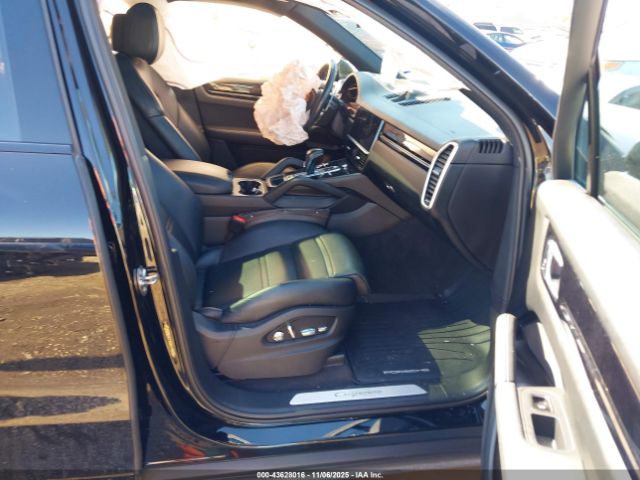 2020 PORSCHE CAYENNE WP1AA2AY1LDA10016 Photo 4