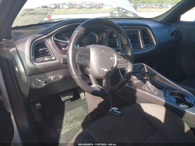 2019 DODGE CHALLENGER 2C3CDZJG4KH715805 Photo 4