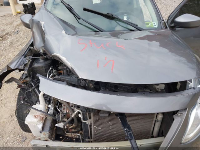 2019 NISSAN VERSA 3N1CN7AP6KL818120 Photo 9